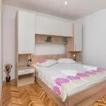 Apartments Miljenko
